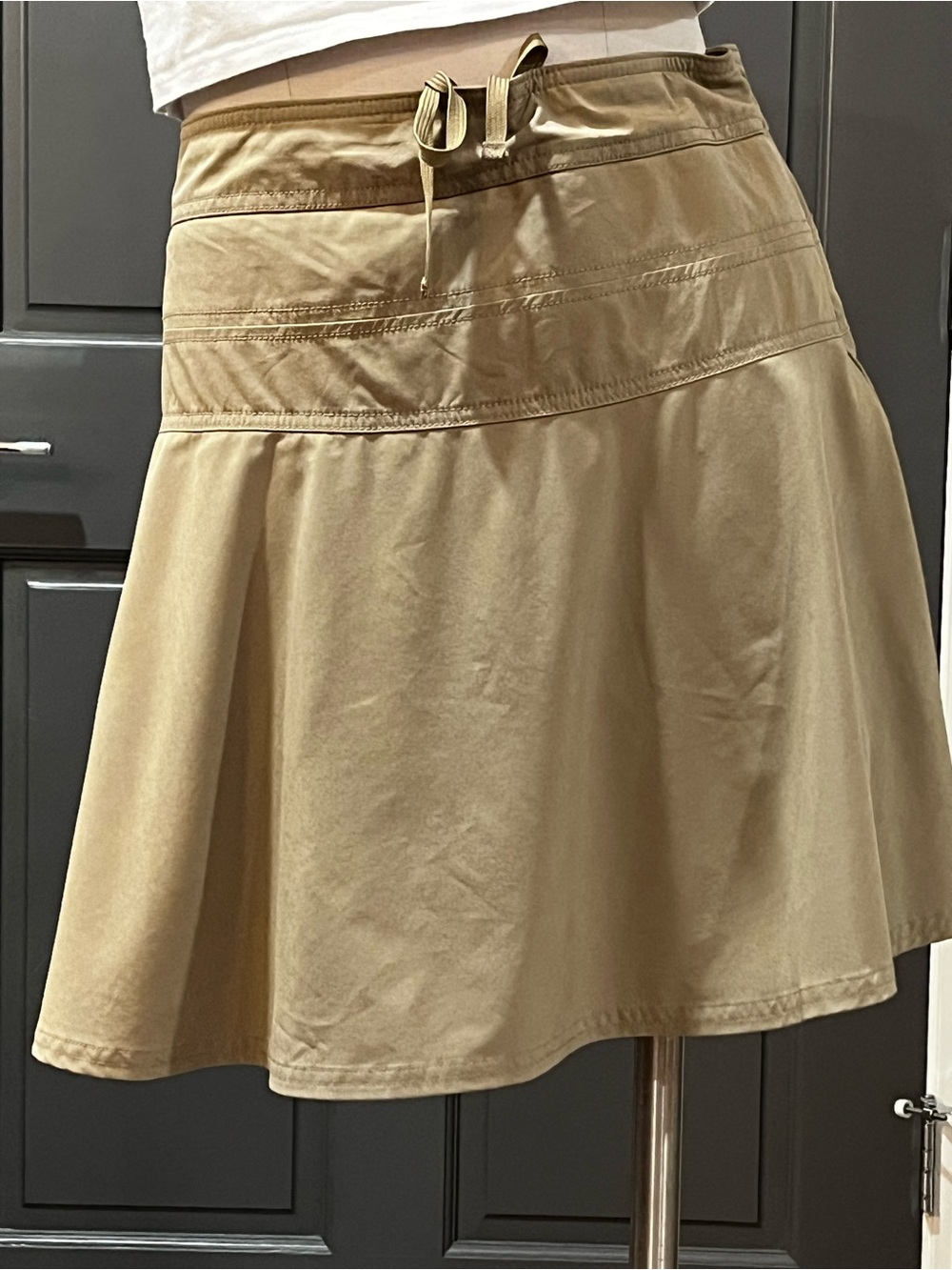 Athleta Khaki A-Line Skort with Drawstring Waist - Picture 2 of 10
